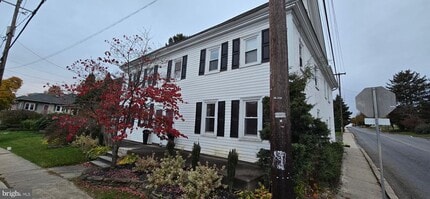 Building Photo - 2196 Spinnerstown Rd