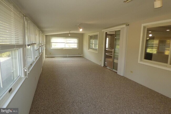 Building Photo - 5419 PA-309