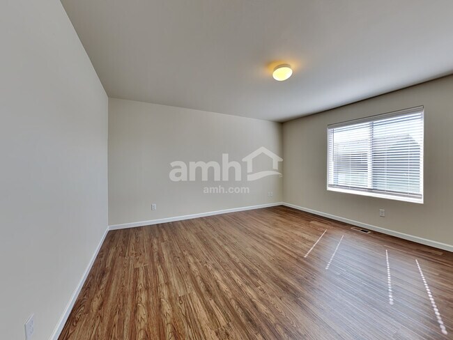 Building Photo - 18960 112th Ave Ct E
