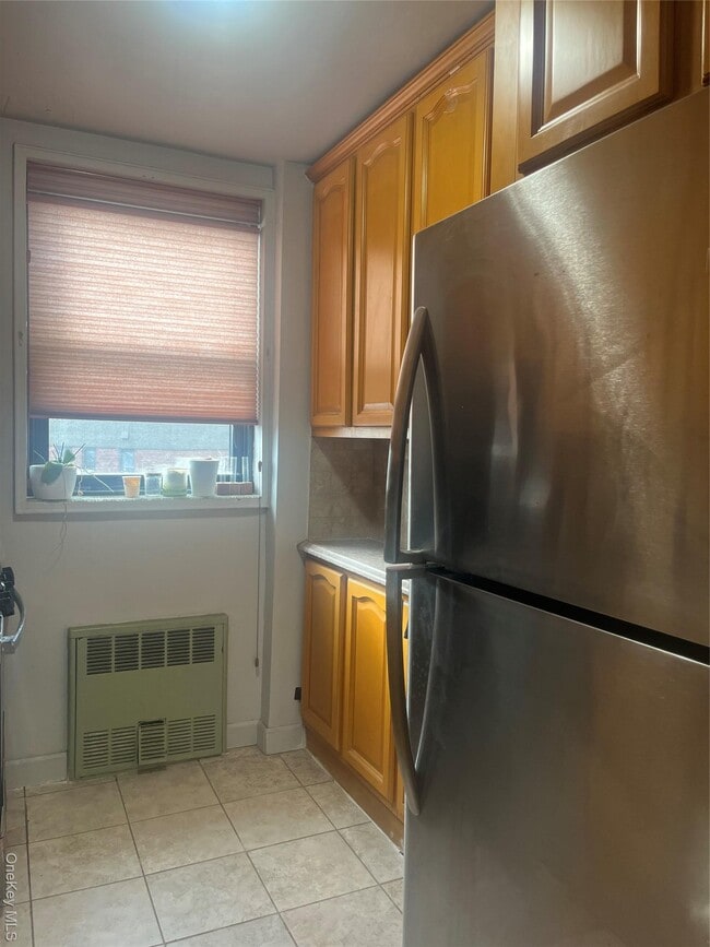 Building Photo - 139-15 83rd Ave