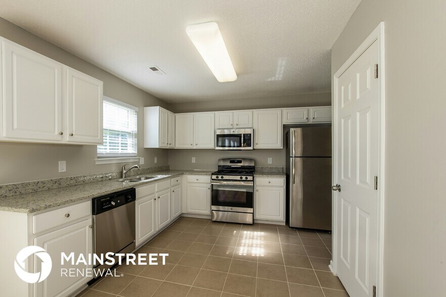 Building Photo - 6130 Brookfield Pointe Dr