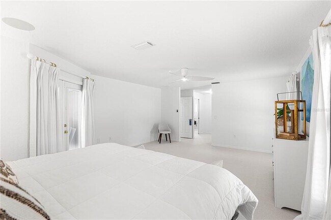 Building Photo - 8934 SW 8th St