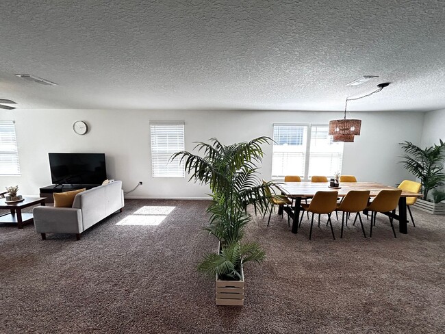 Building Photo - Picturesque Waterfront 4-Bedroom Home with...