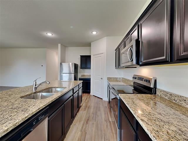Building Photo - 204 Gypsum Ln