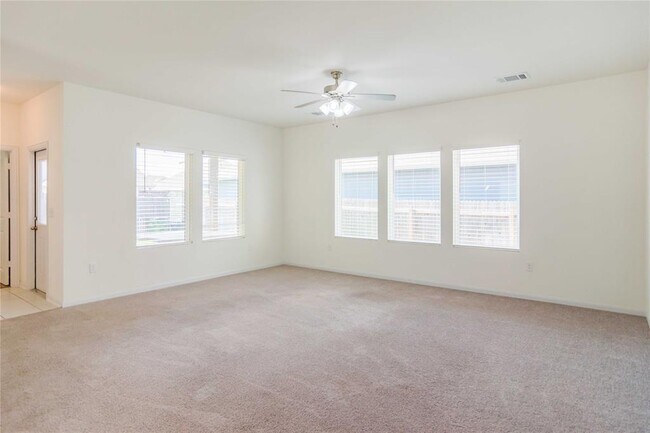 Building Photo - 101 Englenook Dr