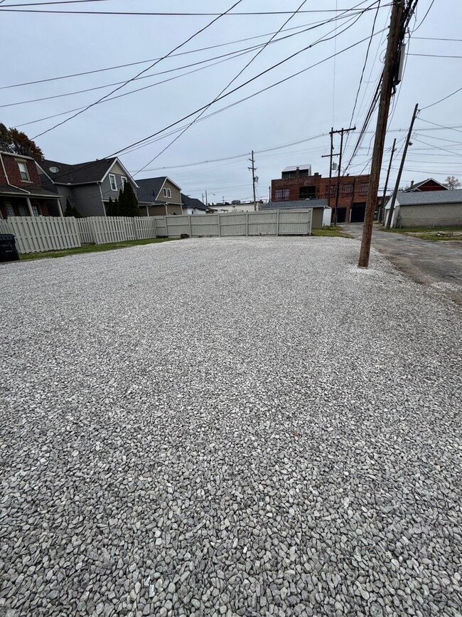 Building Photo - 1240 S Washington Ave