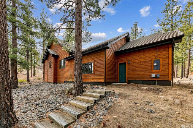 Building Photo - 145 Twinberry Cir
