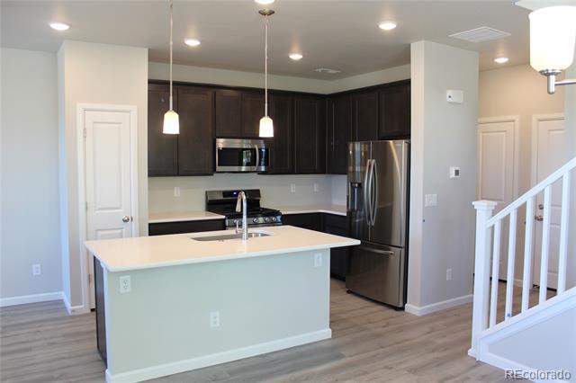 Building Photo - 5231 Mountain Vista Hts