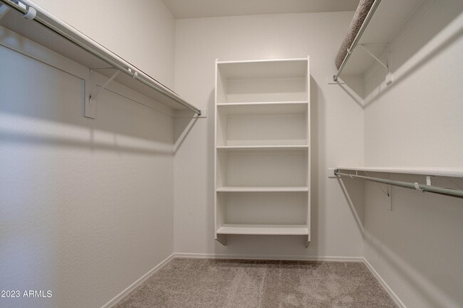 Building Photo - 11442 W La Reata Ave