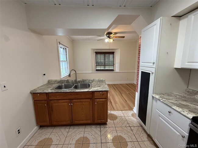 Building Photo - 4 St Marks Pl