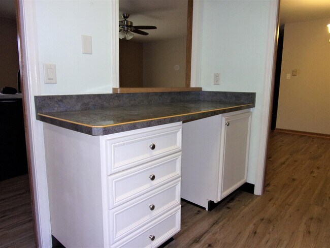 Building Photo - 1435 Pheasant Run Dr