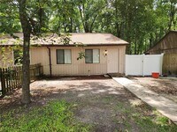 Building Photo - 2018 SW 70th Terrace