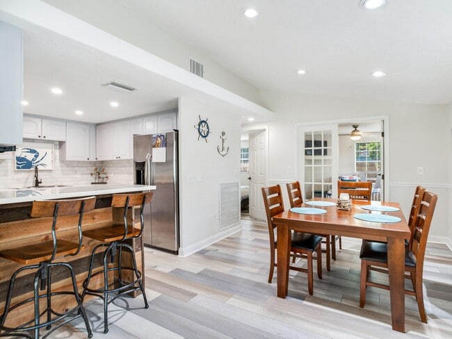 Building Photo - 6501 64th Ave N