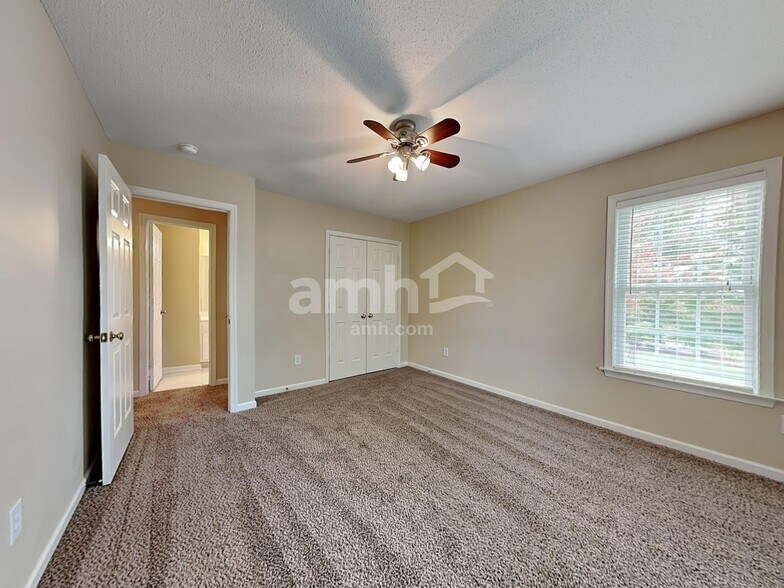 Building Photo - 3691 Wood Cove Dr