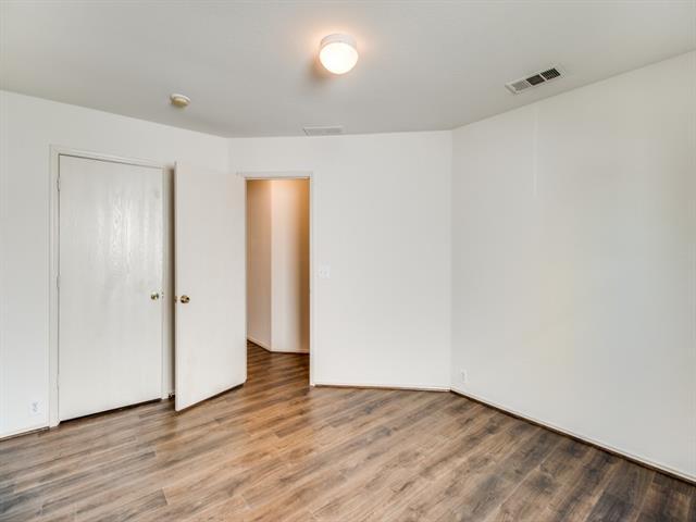 Building Photo - 4212 Falcon Dr