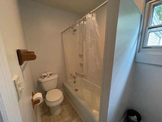 Building Photo - Single Family Home on Old Graves Mill Road