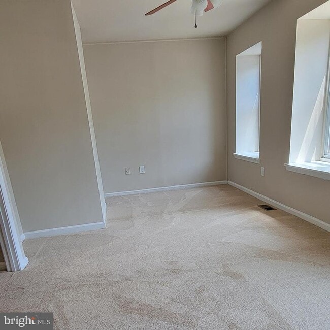 Building Photo - 5801 Folgate Ct