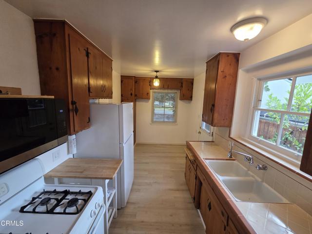 Building Photo - 4861 Del Monte Rd