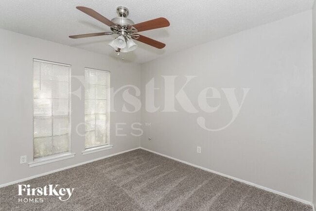 Building Photo - 1409 Harrison Ln