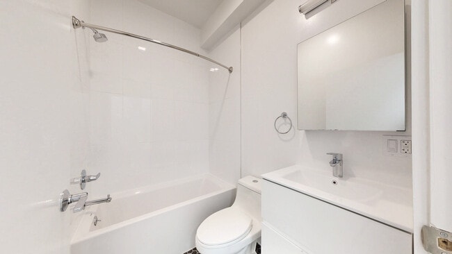 Building Photo - 1408 California St