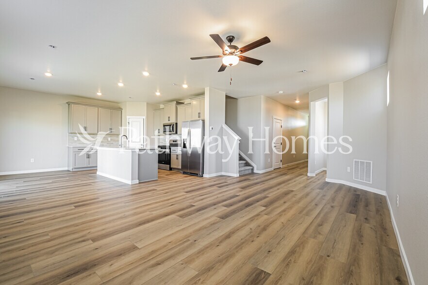 Building Photo - 17921 E 94th Ave