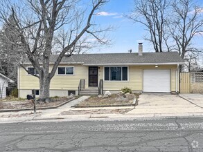 Building Photo - 3712 Windsor Ave