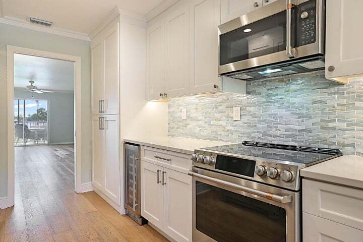 Building Photo - 300 Intracoastal Pl