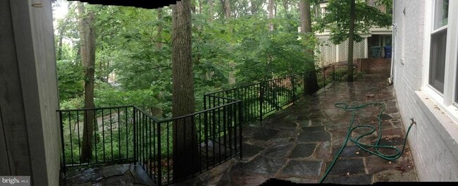 Building Photo - 3207 Circle Hill Rd