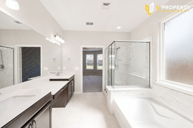 Building Photo - 4509 Expedition Dr