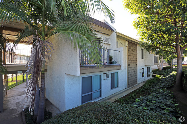 Building Photo - Imperial Park Apartments