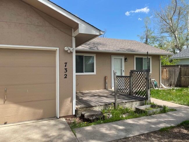Primary Photo - Spacious 4 bed 1.5 Bath Ranch-Style Home i...