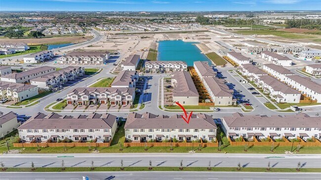 Building Photo - 2546 SE 29th St