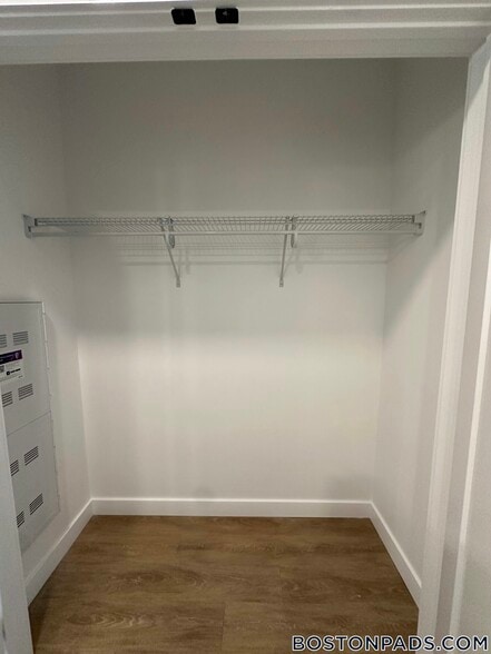 Building Photo - 199 Gardner St