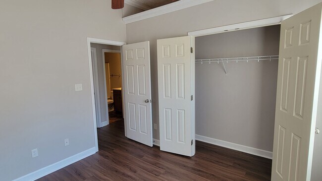 Building Photo - Doublecreek Subdivision