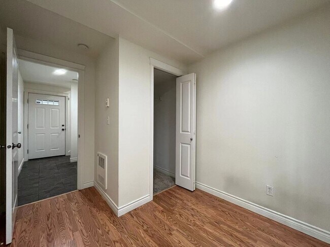 Building Photo - 1428 NW 59th St