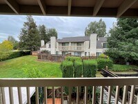 Building Photo - 6628 Wildwood Ct