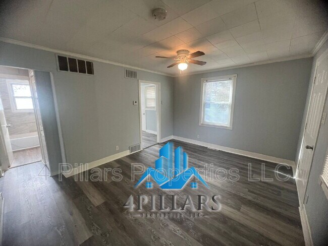 Building Photo - 1406 Federal Ave