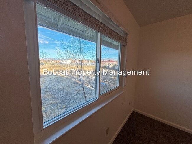 Building Photo - 1407 Mission St