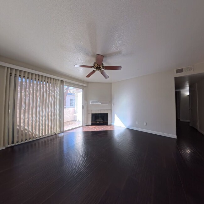 Building Photo - 3125 Casey Dr