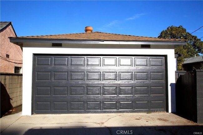 Building Photo - 3637 Ashwood Ave