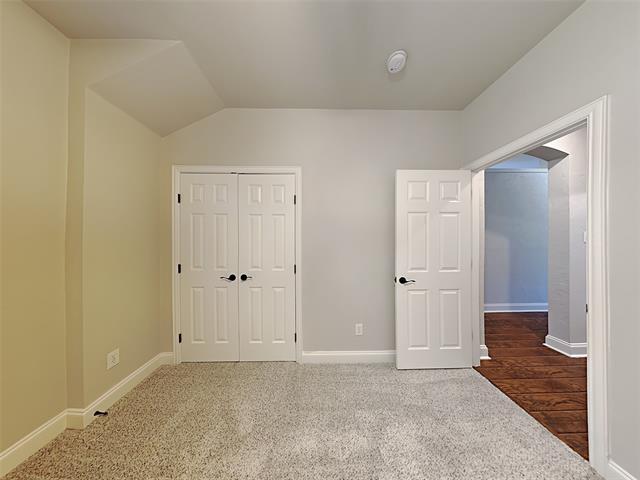 Building Photo - 2461 Wagonwheel Dr