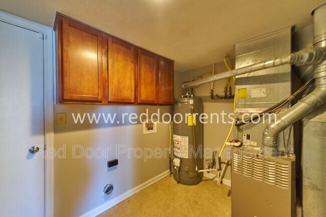 Building Photo - 12994 Quarterback Ln