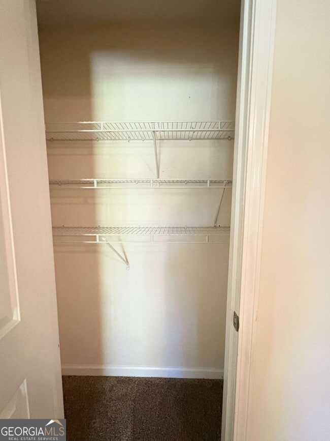 Building Photo - 3462 New Fawn Ln