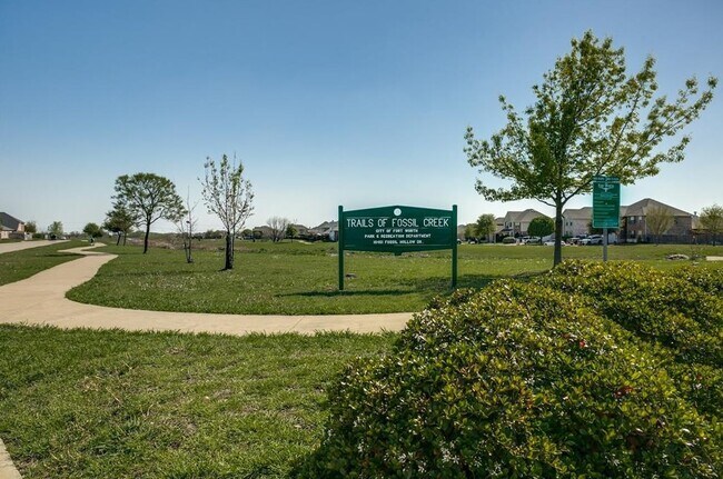 Building Photo - 369 Magma Dr