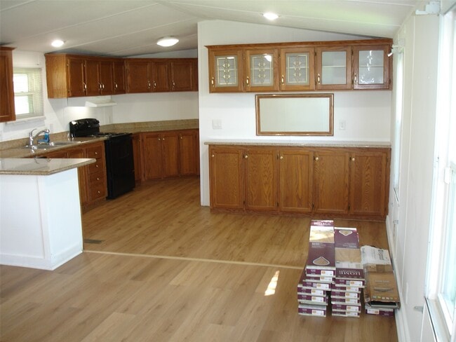 Building Photo - 4201 Wells Dr