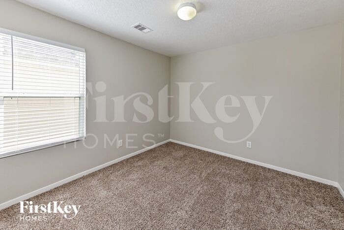 Building Photo - 9615 Barr Spring Dr