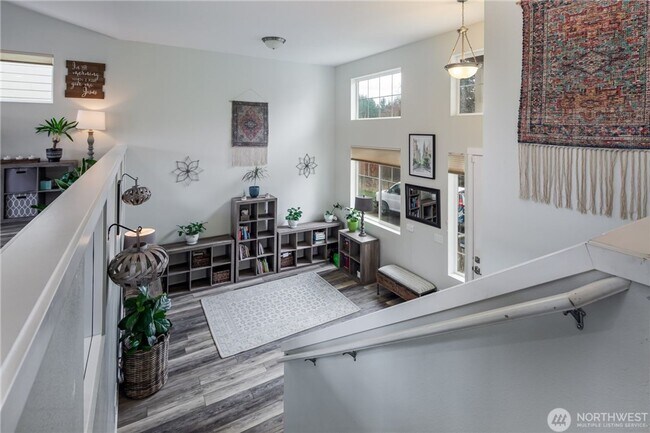 Building Photo - Spacious Eagle Heights Rental w/ Playgroun...