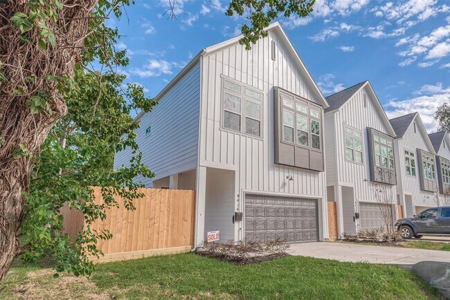 Building Photo - 9414 McGallion Rd