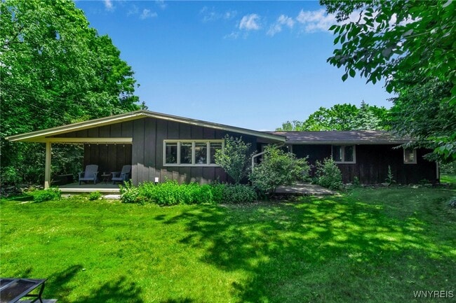 Building Photo - 4770 Boncrest Dr E