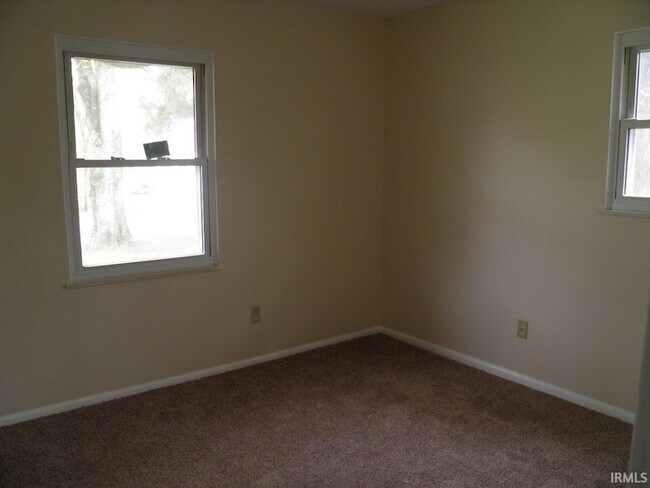 Building Photo - 3501 N Kingsley Dr